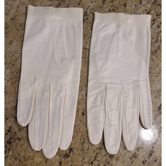 Accessories - Vintage Women Size M 7 Off-White Soft Kid Leather Formal 8" Gloves Pearly Button